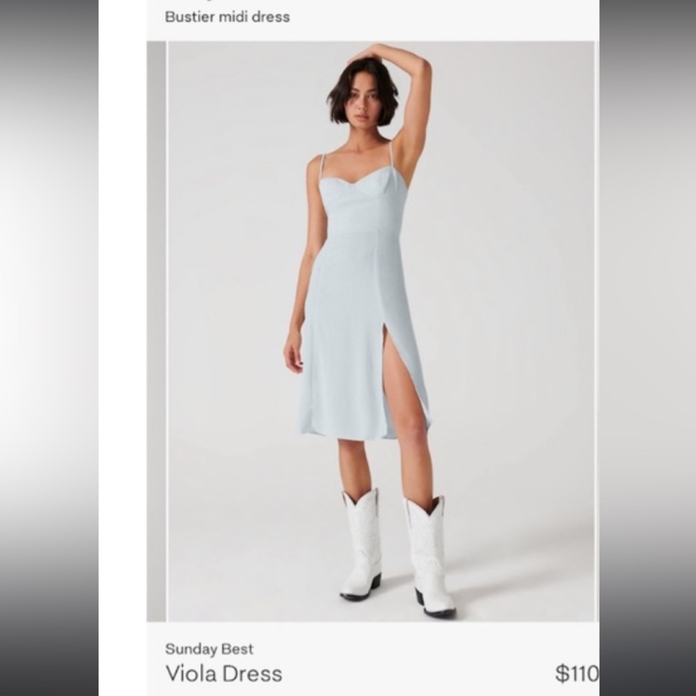 Aritzia Sunday Best Viola midi dress light blue size L